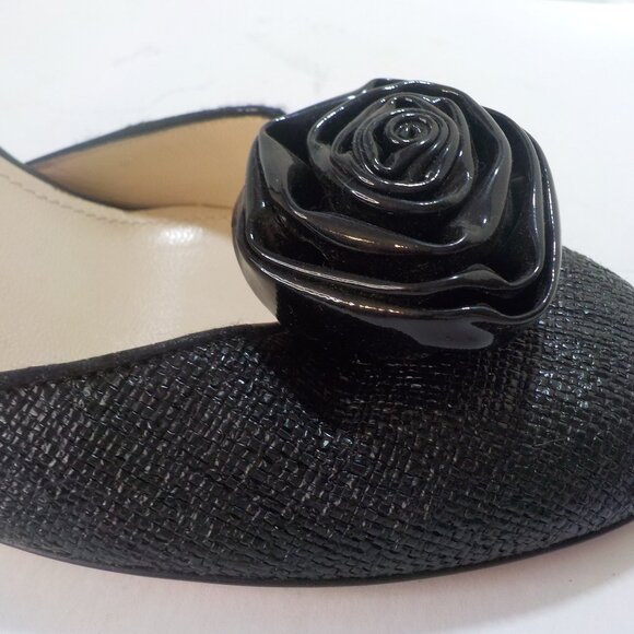 PRADA, Black Patent Leather with Weave Pattern, Rosette detail, Size: 39.5 Ital. - Picture 4 of 8